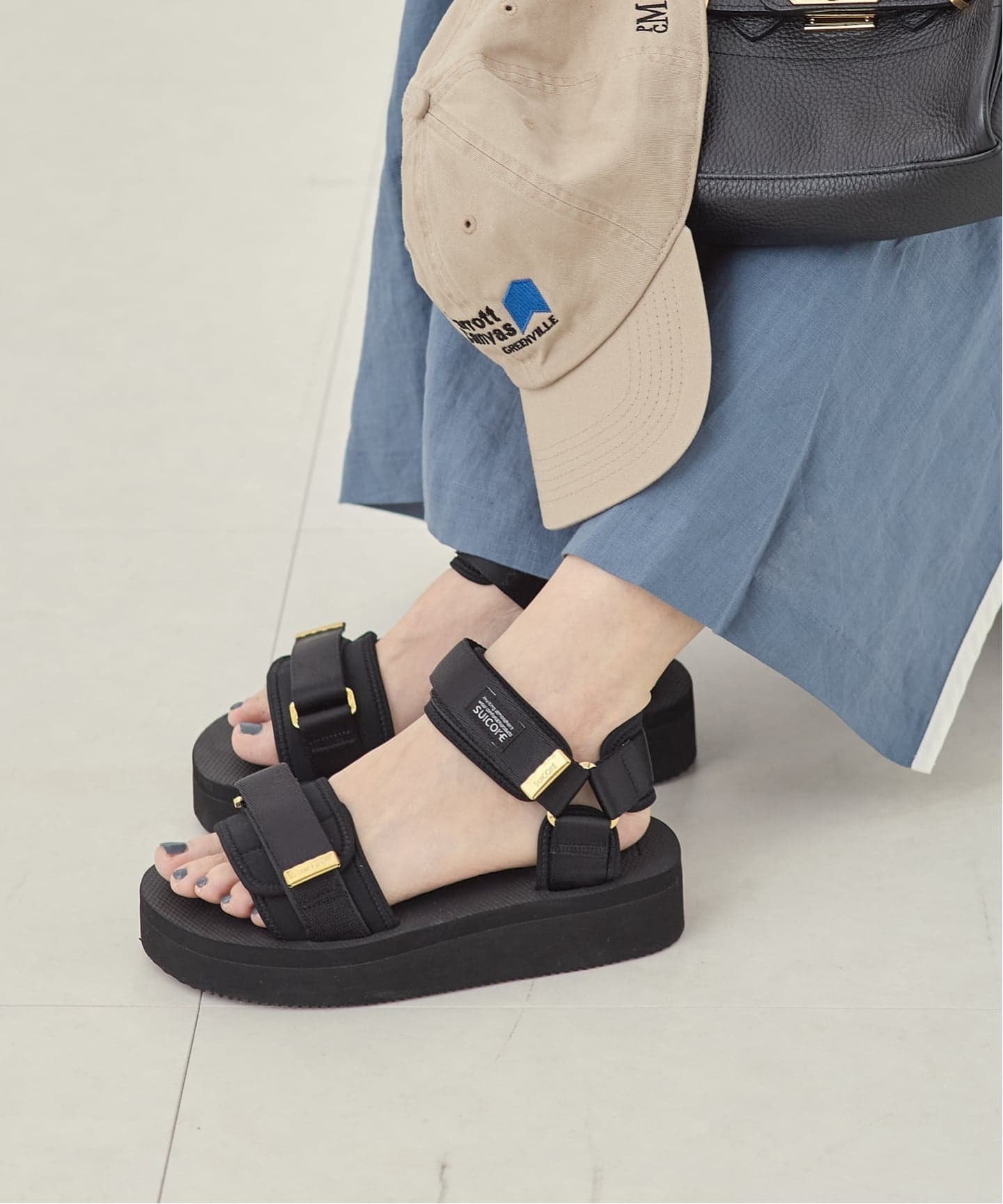 【ジャーナルスタンダード レサージュ/journal standard L'essage】の別注【SUICOKE/スイコック】CEL-PO LESS サンダル インテリア・キッズ・メンズ・レディースファッション・服の通販 founy(ファウニー) 　ファッション　Fashion　レディースファッション　Fashion for Women　クッション　Cushion, Throw Pillow　コーティング　Coating, Coated Finish　抗菌　Antibacterial, Bacteria-Resistant　軽量　Lightweight, Ultra Light　サンダル　Sandals, Summer Shoes　シューズ　Shoes, Footwear　ソックス　Socks, Hosiery　フィット　Fit, Slim Fit　別注　Limited Edition, Custom Order　ラップ　Wrap, Wrap Design　ラバー　Rubber, Rubber Sole　楽ちん　Easy Fit, Comfortable　2026年　2026　2026春夏・S/S　Spring/Summer 2026 SS26　ブラック|ID: prp329100004989792 ipo3291000000037375768