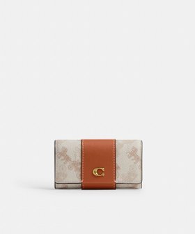 【コーチ/COACH】の【公式】エッセンシャル 6 リング キー ケース・ホース アンド キャリッジ プリント 大人の最旬トレンドファッション＆コーディネート founy(ファウニー) ファッション Fashion レディースファッション Fashion for Women クラシック Classic, Timeless Style ニューヨーク New York, NYC Style プリント Print, Printed Pattern ポケット Pocket, Pocket Detail おすすめ Recommended / Our Picks ギフト プレゼント Gift / Present |ID:prp329100004989819