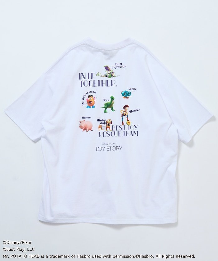 【フリークスストア/FREAK'S STORE】の【TOY STORY/トイ・ストーリー】 別注 バックプリント クルーネックTシャツ / RANDOM 【限定展開】 インテリア・キッズ・メンズ・レディースファッション・服の通販 founy(ファウニー) 　ファッション　Fashion　レディースファッション　Fashion for Women　トップス・カットソー　Cut & Sew Tops　シャツ・ブラウス・オフィスカジュアル　Elegant Blouses & Button-Ups　ロングTシャツ・Tシャツ　Longline T-Shirts & Tees　バッグ　Bags　カーゴパンツ　Cargo Pants, Utility Pants　キャラクター　Character, Licensed Characters　ショーツ　Shorts, Short Pants　シンプル　Simple, Minimal　デニム　Denim, Jeans Material　トレンド　Trend, Trending Now　定番　Standard, Basic Item　人気　Popular, Best Seller　ビッグ　Big, Oversized　プリント　Print, Printed Pattern　ボトム　Bottoms, Lower Wear　別注　Limited Edition, Custom Order　ワイド　Wide, Wide Fit　S/S・春夏　SS, Spring/Summer, Warm Season　おすすめ　Recommended / Our Picks　夏　Summer　2026年　2026　2026春夏・S/S　Spring/Summer 2026 SS26　ホワイト|ID: prp329100004989974 ipo3291000000037376760