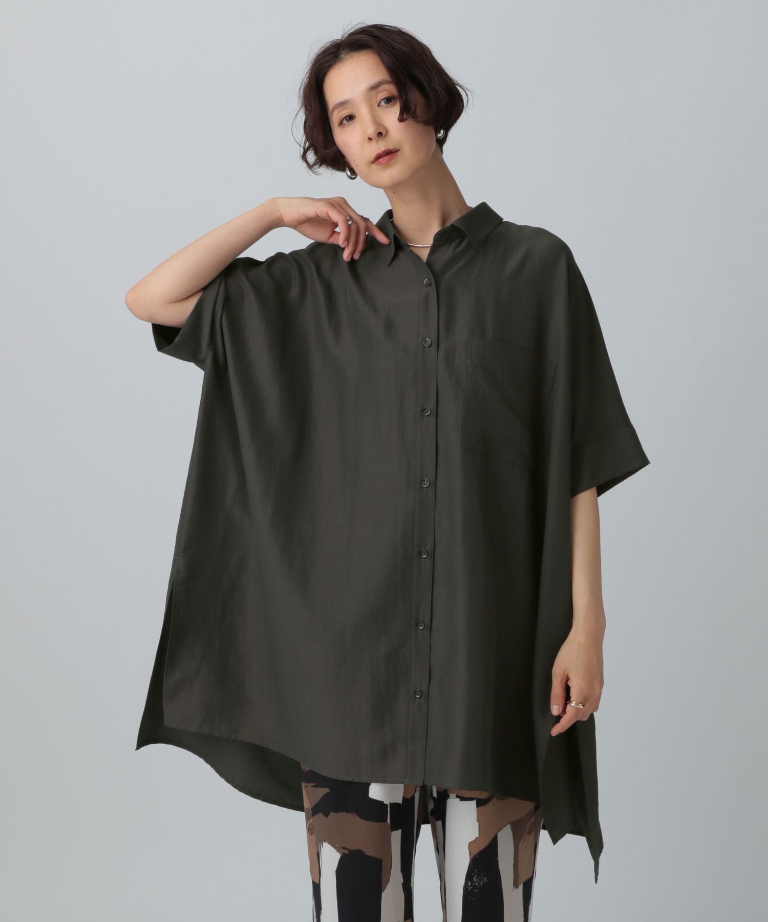 【レプシィム ローリーズファーム/LEPSIM LOWRYS FARM】のサラキレポンチョチュニックSS インテリア・キッズ・メンズ・レディースファッション・服の通販 founy(ファウニー) 　ファッション　Fashion　レディースファッション　Fashion for Women　アウター　Coat / Outerwear Collection　ポンチョ・ケープコート　Ponchos & Capes　おすすめ　Recommended / Our Picks　キャミワンピース　Cami Dress, Slip Dress　チュニック　Tunic, Long Top　ベーシック　Basic, Essential　ボトム　Bottoms, Lower Wear　リラックス　Relax, Relaxed Fit　人気　Popular, Best Seller　半袖　Short Sleeve, Half Sleeve　定番　Standard, Basic Item　チャコール19|ID: prp329100004990032 ipo3291000000037377084