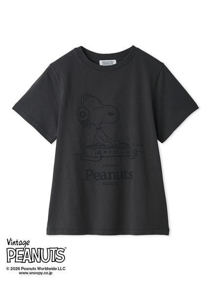 【ミラオーウェン/Mila Owen】の【PEANUTS RECORDS】スヌーピーTシャツ インテリア・キッズ・メンズ・レディースファッション・服の通販 founy(ファウニー) 　ファッション　Fashion　レディースファッション　Fashion for Women　トップス・カットソー　Cut & Sew Tops　シャツ・ブラウス・オフィスカジュアル　Elegant Blouses & Button-Ups　ロングTシャツ・Tシャツ　Longline T-Shirts & Tees　グラフィック　Graphic, Graphic Design　コラボ　Collaboration, Collab　コンパクト　Compact, Small Size　ジャケット　Jacket, Outerwear　スマート　Smart, Elegant　プリント　Print, Printed Pattern　モチーフ　Motif, Design Theme　CGRY[007]|ID: prp329100004990049 ipo3291000000037377177