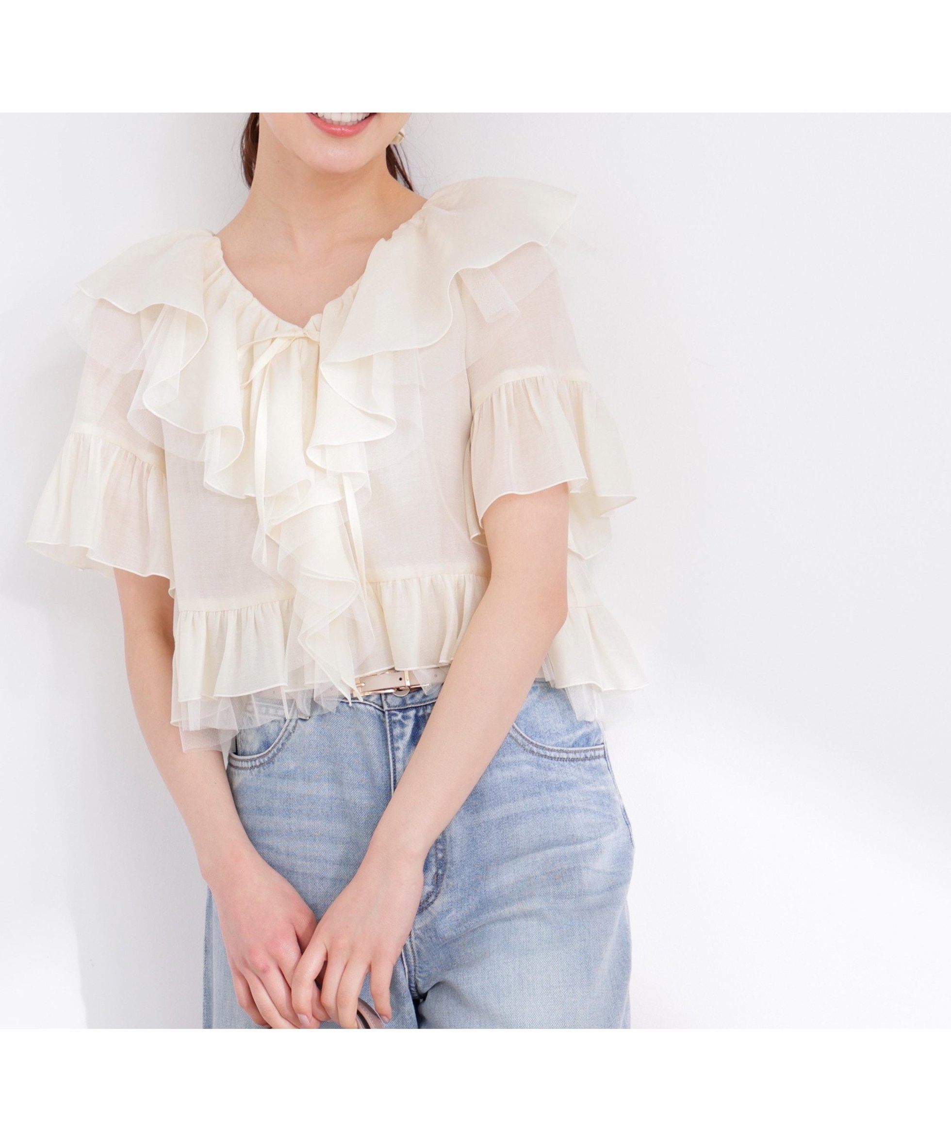【プロポーション ボディドレッシング/PROPORTION BODY DRESSING】のチュール付きラッフルブラウス 26SS インテリア・キッズ・メンズ・レディースファッション・服の通販 founy(ファウニー) 　ファッション　Fashion　レディースファッション　Fashion for Women　トップス・カットソー　Cut & Sew Tops　シャツ・ブラウス・オフィスカジュアル　Elegant Blouses & Button-Ups　2026年　2026　2026春夏・S/S　Spring/Summer 2026 SS26　シアー　Sheer, See-Through　チュール　Tulip, Tulip Motif　デニム　Denim, Jeans Material　ラッフル　Ruffle, Frill　エクリュ1|ID: prp329100004990065 ipo3291000000037377261