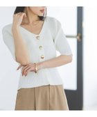 【ノーブル / スピック&スパン/NOBLE / Spick & Span】の《追加》ゴールドボタンVネックリブニット 大人の最旬トレンドファッション＆コーディネート founy(ファウニー) ファッション Fashion レディースファッション Fashion for Women トップス・カットソー Cut & Sew Tops ニット Knit Tops & Sweaters Vネックトップス V-Neck Tops / V-Cut Neckline Shirts インナー Innerwear シンプル Simple, Minimal スラックス Slacks, Dress Pants デニム Denim, Jeans Material フィット Fit, Slim Fit フロント Front, Front Design ロング Long, Long-Length 夏 Summer 春 Spring S/S・春夏 SS, Spring/Summer, Warm Season thumbnail ホワイト|ID: prp329100004990070 ipo3291000000037377293