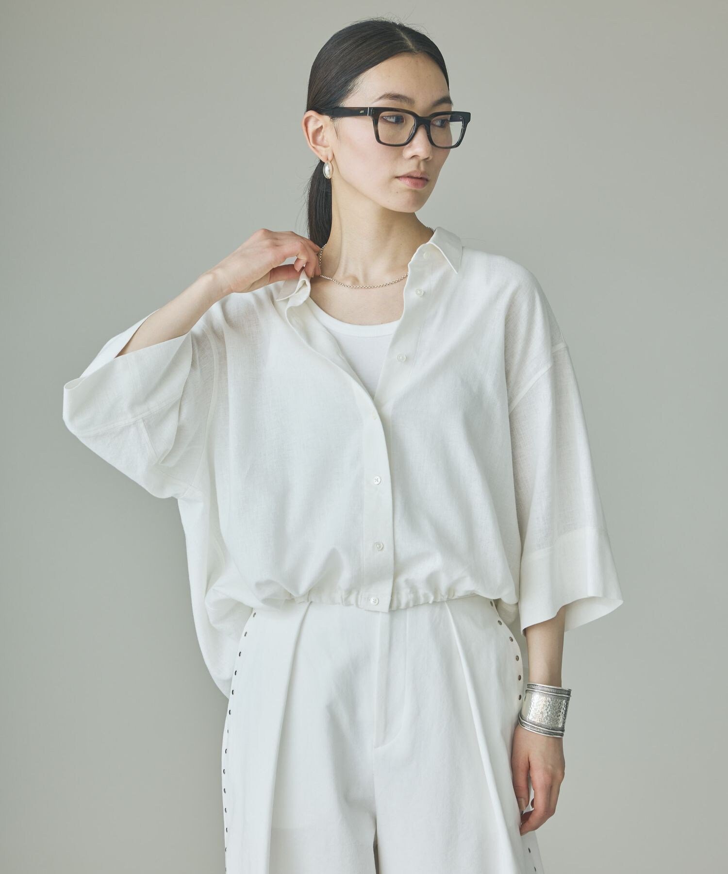 【カレンソロジー/Curensology】のリネンミックスドロストシャツ インテリア・キッズ・メンズ・レディースファッション・服の通販 founy(ファウニー) 　ファッション　Fashion　レディースファッション　Fashion for Women　トップス・カットソー　Cut & Sew Tops　シャツ・ブラウス・オフィスカジュアル　Elegant Blouses & Button-Ups　エレガント 上品　Elegant　ストレッチ　Stretch, Stretchy Fabric　セットアップ　Set-Up, Coordinated Outfit　人気　Popular, Best Seller　フィット　Fit, Slim Fit　リネン　Linen, Linen Fabric　おすすめ　Recommended / Our Picks　ホワイト|ID: prp329100004990075 ipo3291000000037377337