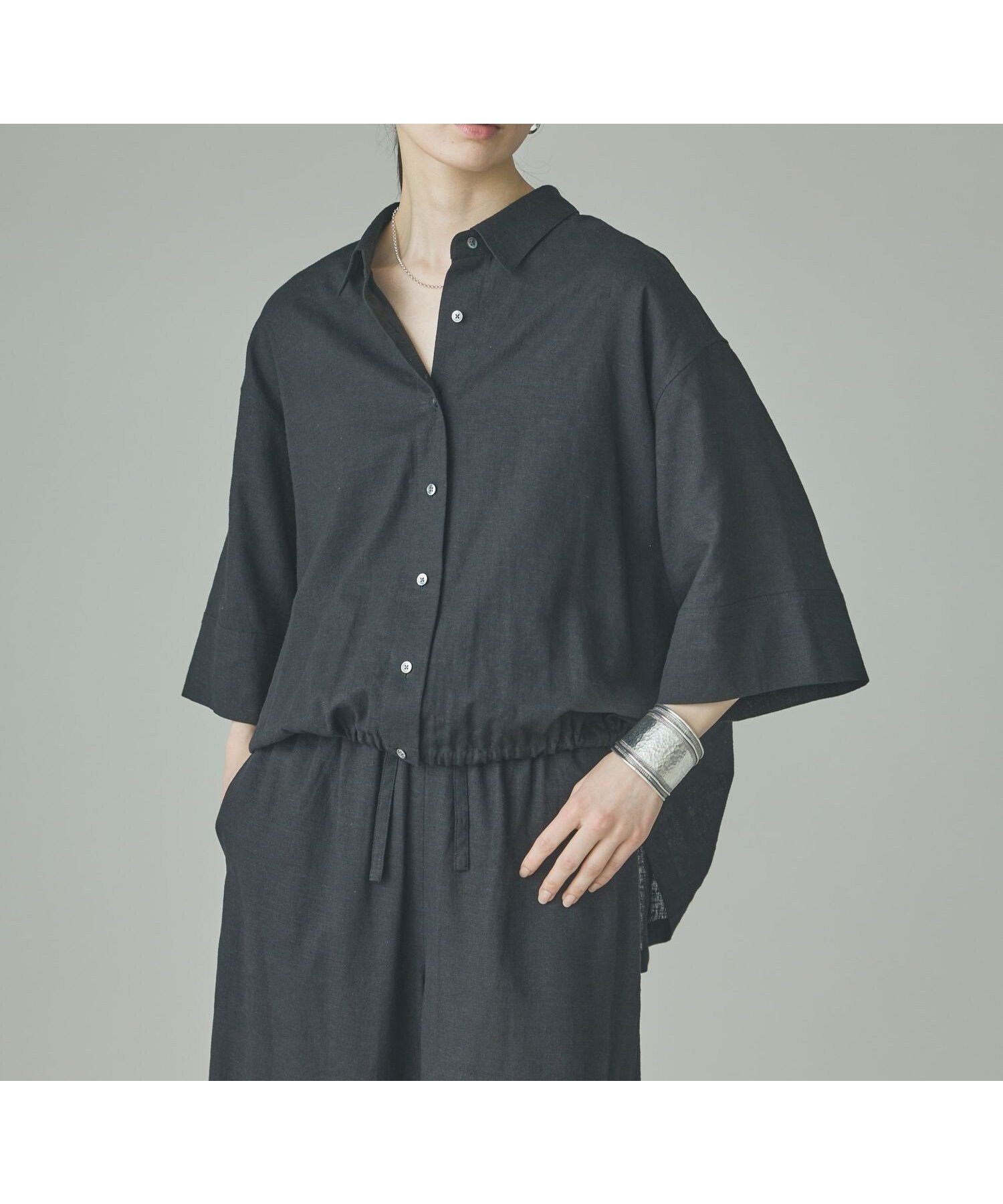 【カレンソロジー/Curensology】のリネンミックスドロストシャツ インテリア・キッズ・メンズ・レディースファッション・服の通販 founy(ファウニー) 　ファッション　Fashion　レディースファッション　Fashion for Women　トップス・カットソー　Cut & Sew Tops　シャツ・ブラウス・オフィスカジュアル　Elegant Blouses & Button-Ups　エレガント 上品　Elegant　ストレッチ　Stretch, Stretchy Fabric　セットアップ　Set-Up, Coordinated Outfit　人気　Popular, Best Seller　フィット　Fit, Slim Fit　リネン　Linen, Linen Fabric　おすすめ　Recommended / Our Picks　ブラック|ID: prp329100004990075 ipo3291000000037377338