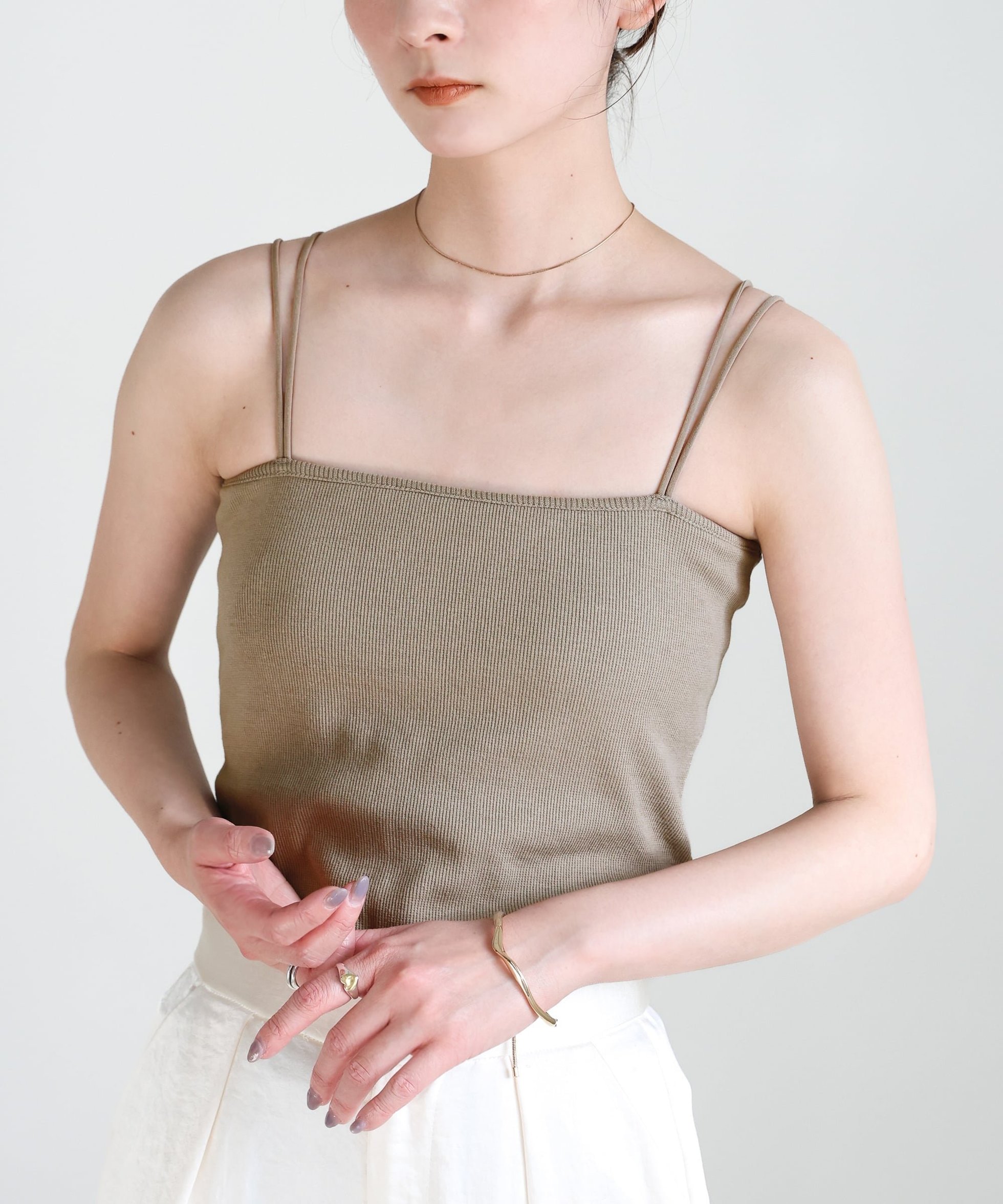 【セレクトモカ/SELECT MOCA】のダブルストラップカップ付きキャミソール インテリア・キッズ・メンズ・レディースファッション・服の通販 founy(ファウニー) 　ファッション　Fashion　レディースファッション　Fashion for Women　トップス・カットソー　Cut & Sew Tops　キャミソール&ノースリーブ　Camisoles & Sleeveless Tops　おすすめ　Recommended / Our Picks　アンダー　Underwear Essentials　キャミ　Camisole, Cami Top　キャミソール　Camisole, Spaghetti Strap Top　トレンド　Trend, Trending Now　ベーシック　Basic, Essential　ラップ　Wrap, Wrap Design　今季　This Season, Current Season　グレイッシュベージュ-02|ID: prp329100004990087 ipo3291000000037377399