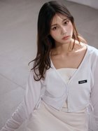 【スナイデル/SNIDEL】の【WEB限定/LUMISHADE】UVボレロカーディガン 大人の最旬トレンドファッション＆コーディネート founy(ファウニー) ファッション Fashion レディースファッション Fashion for Women トップス・カットソー Cut & Sew Tops カーディガン・羽織り Layered Style Cardigans ウェーブ Wavy Pattern カーディガン Cardigan, Knitwear クロップド Cropped, Short Length シルバー Silver, Metallic Silver ストレート Straight, Straight Cut スマート Smart, Elegant ダブル Double, Double-Breasted ダメージ Distressed, Destroyed フェミニン Feminine, Girly フロント Front, Front Design ブロック Block, Solid Block Pattern ボレロ Bolero, Short Cardigan ワンポイント One Point, Statement Accent おすすめ Recommended / Our Picks 夏 Summer thumbnail WHT[001]|ID: prp329100004990091 ipo3291000000037377416