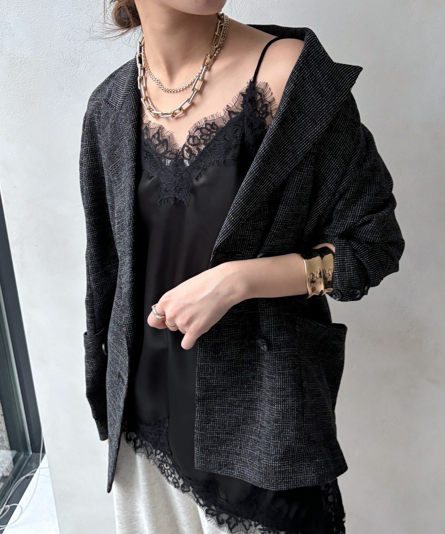 【ドゥドゥ/DouDou】のショート丈アシメレースキャミ インテリア・キッズ・メンズ・レディースファッション・服の通販 founy(ファウニー) 　ファッション　Fashion　レディースファッション　Fashion for Women　トップス・カットソー　Cut & Sew Tops　キャミソール&ノースリーブ　Camisoles & Sleeveless Tops　アシンメトリー　Asymmetrical Style　インナー　Innerwear　ショート　Short, Short Length　ジャケット　Jacket, Outerwear　スウェット / スエット　Sweatshirt, Sweatwear　スマート　Smart, Elegant　雑誌　Magazine, Fashion Magazine　チェック　Check, Plaid, Tartan　レース　Lace, Lace Fabric　ロング　Long, Long-Length　S/S・春夏　SS, Spring/Summer, Warm Season　再入荷　Restock / Back in Stock　夏　Summer　2026年　2026　2026春夏・S/S　Spring/Summer 2026 SS26　ブラック|ID: prp329100004990094 ipo3291000000037377435