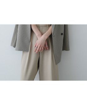 【センスオブプレイス/SENSE OF PLACE by URBAN RESEARCH】のダブルストラップカップツキキャミソール 大人の最旬トレンドファッション＆コーディネート founy(ファウニー) ファッション Fashion レディースファッション Fashion for Women トップス・カットソー Cut & Sew Tops キャミソール&ノースリーブ Camisoles & Sleeveless Tops インナー Innerwear カーディガン Cardigan, Knitwear キャミソール Camisole, Spaghetti Strap Top シンプル Simple, Minimal スクエア Square, Square Shape スマート Smart, Elegant デコルテ Décolleté, Neckline S/S・春夏 SS, Spring/Summer, Warm Season 夏 Summer 2026年 2026 2026春夏・S/S Spring/Summer 2026 SS26 |ID:prp329100004990106