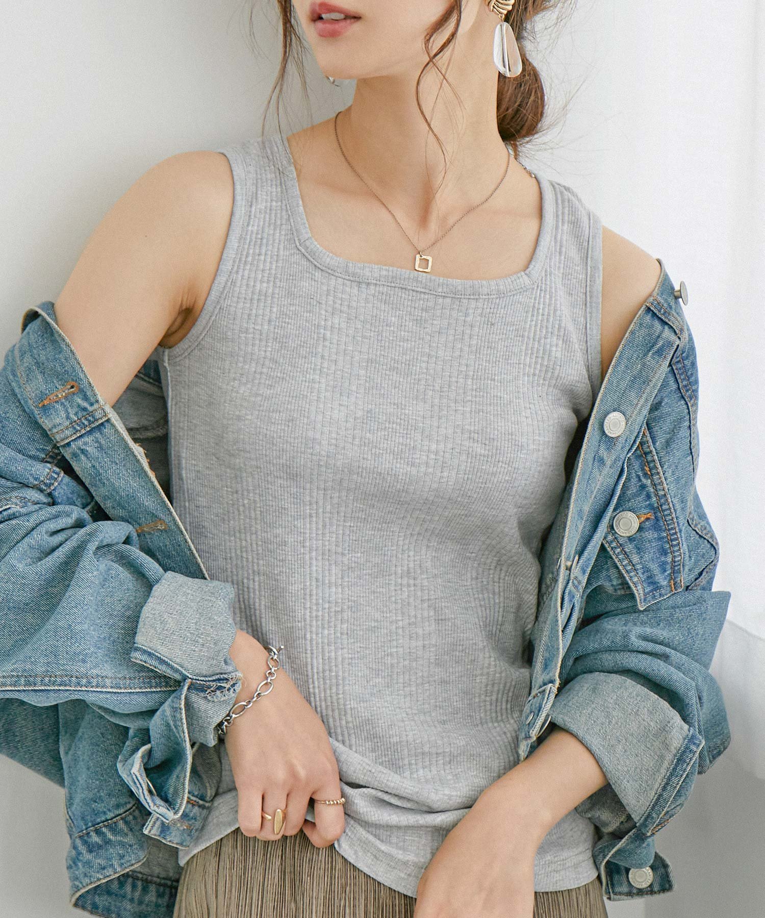 【ビーフラット/bflat】のスクエアネックコットンリブタンクトップ インテリア・キッズ・メンズ・レディースファッション・服の通販 founy(ファウニー) 　ファッション　Fashion　レディースファッション　Fashion for Women　ジャケット　Jacket, Outerwear　ストレッチ　Stretch, Stretchy Fabric　デコルテ　Décolleté, Neckline　フィット　Fit, Slim Fit　プチプライス・低価格　Affordable / Budget Price　杢グレー|ID: prp329100004990130 ipo3291000000037377639