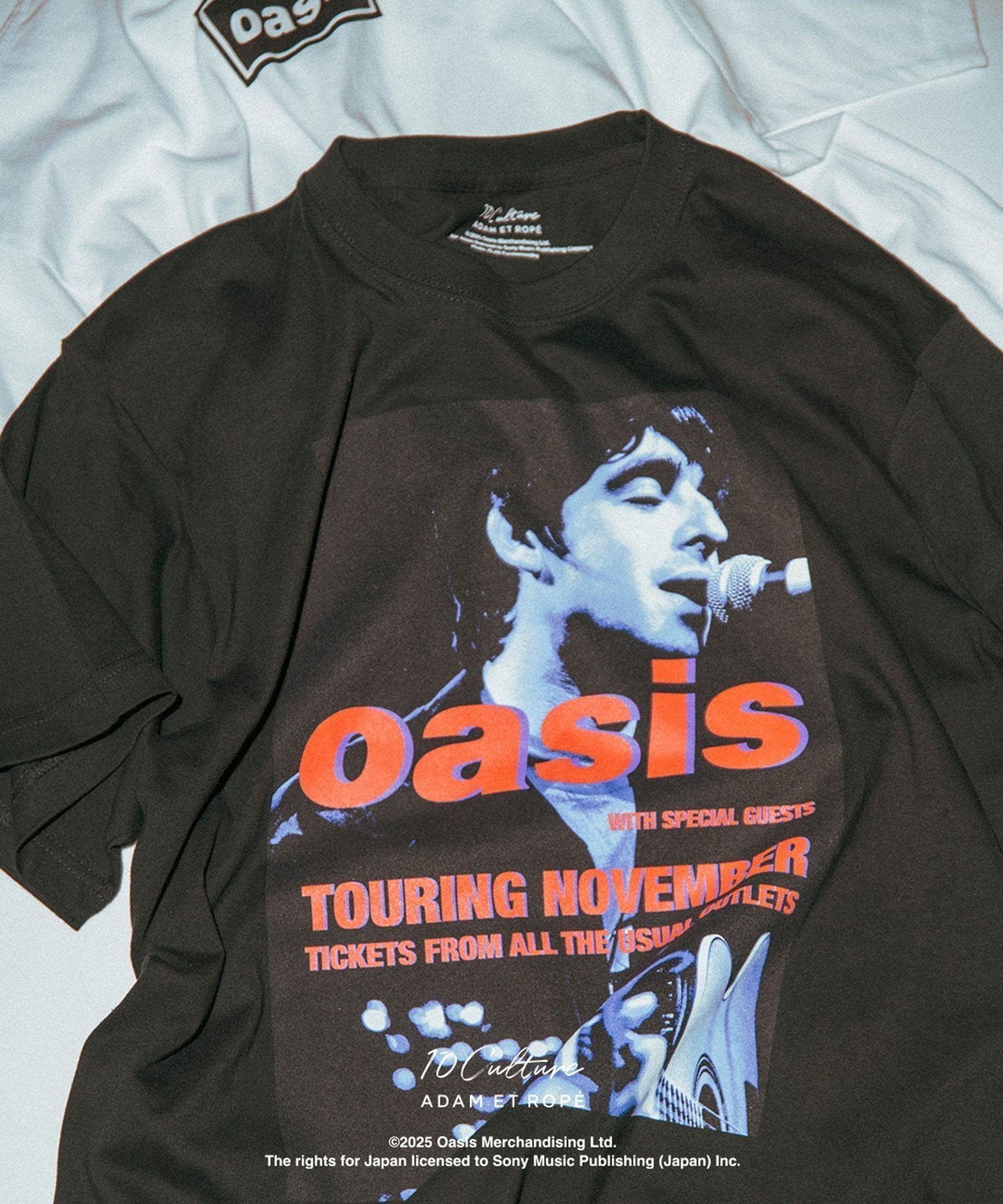 【アダム エ ロペ/ADAM ET ROPE'】の【oasis 10Culture / ADAM ET ROPE 】Tour Poster Design TSH インテリア・キッズ・メンズ・レディースファッション・服の通販 founy(ファウニー) 　ファッション　Fashion　レディースファッション　Fashion for Women　グラフィック　Graphic, Graphic Design　フロント　Front, Front Design　プリント　Print, Printed Pattern　ワーク　Workwear, Utility Style　2025年　2025　2025春夏・S/S　Spring/Summer 2025 SS25　スミクロ(05)|ID: prp329100004990144 ipo3291000000037377758