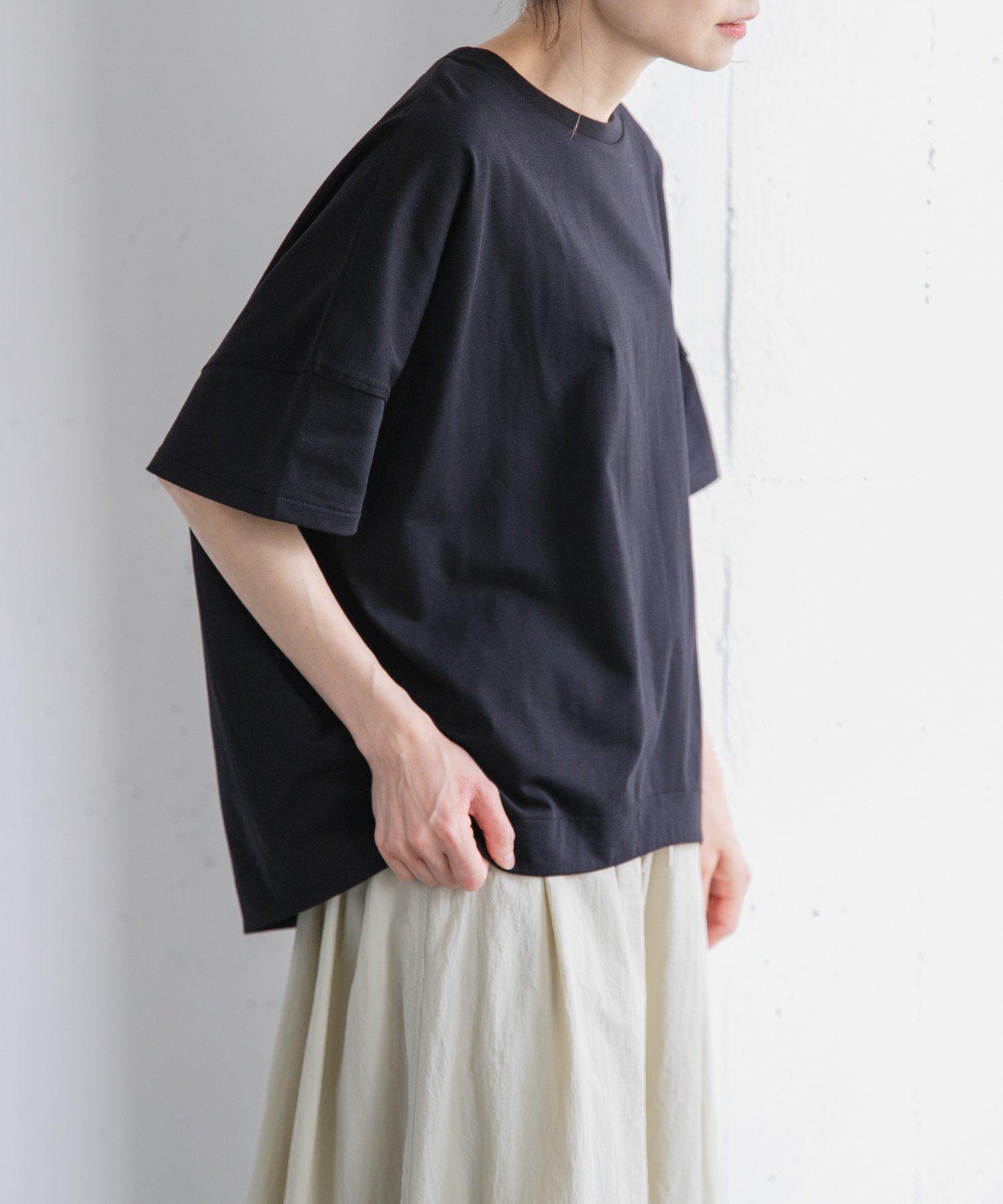 【アーバンリサーチ ドアーズ/URBAN RESEARCH DOORS】のFORK SPOON コクーンショートスリーブTシャツ インテリア・キッズ・メンズ・レディースファッション・服の通販 founy(ファウニー) 　ファッション　Fashion　レディースファッション　Fashion for Women　トップス・カットソー　Cut & Sew Tops　シャツ・ブラウス・オフィスカジュアル　Elegant Blouses & Button-Ups　ロングTシャツ・Tシャツ　Longline T-Shirts & Tees　2026年　2026　2026春夏・S/S　Spring/Summer 2026 SS26　シンプル　Simple, Minimal　ベーシック　Basic, Essential　夏　Summer　S/S・春夏　SS, Spring/Summer, Warm Season　ブラック|ID: prp329100004990146 ipo3291000000037377783