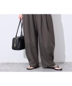 【スローブ イエナ/SLOBE IENA】のベルテッドカーブパンツ 大人の最旬トレンドファッション＆コーディネート founy(ファウニー) ファッション Fashion レディースファッション Fashion for Women パンツ Pants & Trousers 2026年 2026 2026春夏・S/S Spring/Summer 2026 SS26 サマー Summer, Summer Style トレンド Trend, Trending Now エレガント 上品 Elegant 夏 Summer 春 Spring S/S・春夏 SS, Spring/Summer, Warm Season thumbnail グレー|ID: prp329100004990171 ipo3291000000037377924
