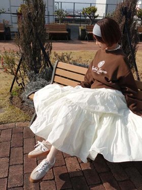 【スナイデル/SNIDEL】 ボリュームフレアスカート大人の最旬トレンドファッション＆コーディネート founy(ファウニー) ファッション Fashion レディースファッション Fashion for Women スカート Skirts Aライン・フレアスカート A-Line & Flared Skirts おすすめ Recommended / Our Picks シアー Sheer, See-Through ストレート Straight, Straight Cut スマート Smart, Elegant フィット Fit, Slim Fit 夏 Summer 春 Spring S/S・春夏 SS, Spring/Summer, Warm Season |ID:prp329100004990219