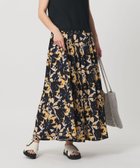 【ビューティ&ユース ユナイテッドアローズ/BEAUTY&YOUTH / UNITED ARROWS】の【WEB限定】フラワープリント タックスカート ウォッシャブル 大人の最旬トレンドファッション＆コーディネート founy(ファウニー) ファッション Fashion レディースファッション Fashion for Women スカート Skirts ウォッシャブル Machine Washable サンダル Sandals, Summer Shoes シンプル Simple, Minimal ジャケット Jacket, Outerwear スニーカー Sneakers, Trainers フラワー Flower, Floral フレア Flare, Flared プリント Print, Printed Pattern ポケット Pocket, Pocket Detail リラックス Relax, Relaxed Fit ロング Long, Long-Length おすすめ Recommended / Our Picks エレガント 上品 Elegant thumbnail ORANGE|ID: prp329100004990220 ipo3291000000037378191