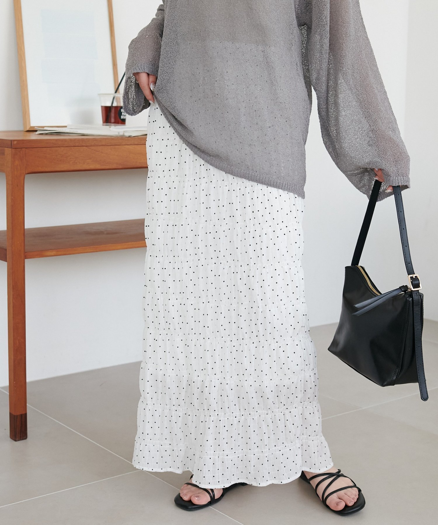 【ディスコート/Discoat】のシャーリングナロースカート インテリア・キッズ・メンズ・レディースファッション・服の通販 founy(ファウニー) 　ファッション　Fashion　レディースファッション　Fashion for Women　スカート　Skirts　おすすめ　Recommended / Our Picks　コンパクト　Compact, Small Size　サンダル　Sandals, Summer Shoes　シャーリング　Shirring, Ruched　ジャケット　Jacket, Outerwear　スニーカー　Sneakers, Trainers　ダウン　Down, Puffer　リラックス　Relax, Relaxed Fit　半袖　Short Sleeve, Half Sleeve　秋　Autumn　ビジネス 仕事 通勤　Business / Work / Commuting　オフホワイト|ID: prp329100004990222 ipo3291000000037378202