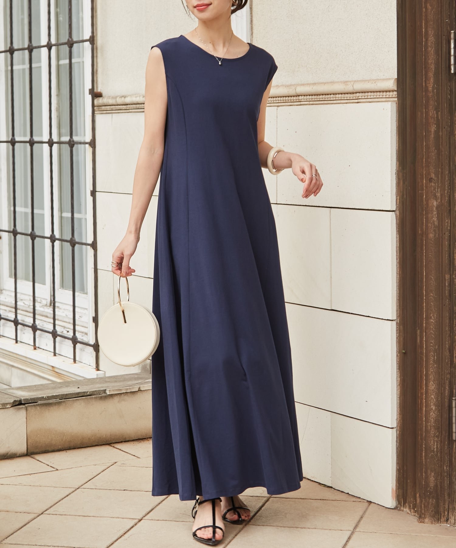 【ラナン/Ranan】の綿100%フレアーロングワンピース インテリア・キッズ・メンズ・レディースファッション・服の通販 founy(ファウニー) 　ファッション　Fashion　レディースファッション　Fashion for Women　ワンピース　Dresses　洗える　Machine Washable　吸水　Absorbent, Quick-Dry　シンプル　Simple, Minimal　なめらか　Smooth, Silky Texture　ノースリーブ　Sleeveless, No-Sleeve　フィット　Fit, Slim Fit　ロング　Long, Long-Length　再入荷　Restock / Back in Stock　おすすめ　Recommended / Our Picks　夏　Summer　エレガント 上品　Elegant　NE|ID: prp329100004990233 ipo3291000000037378251