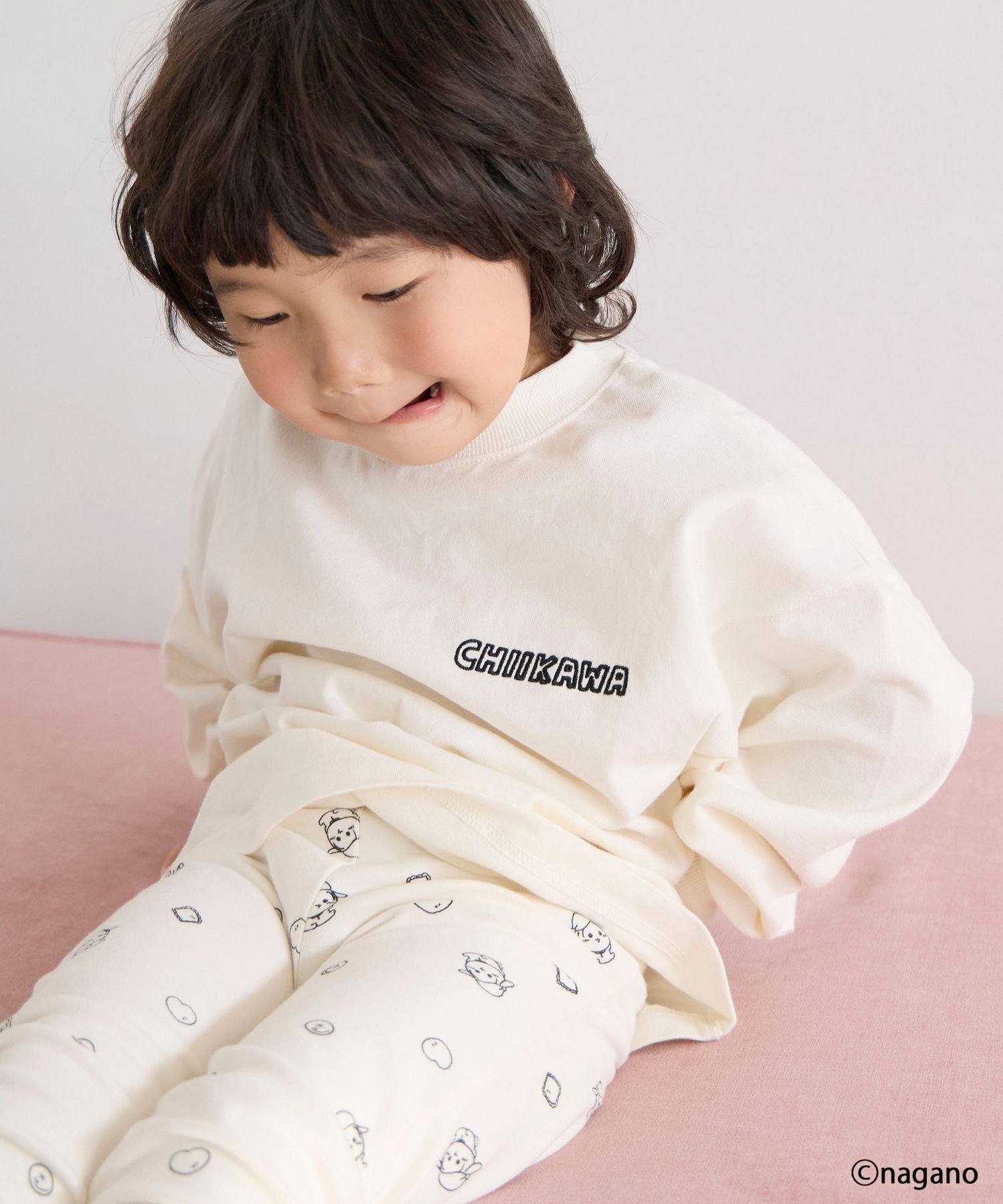 【ローリーズファーム/LOWRYS FARM / KIDS】のちいかわロンT インテリア・キッズ・メンズ・レディースファッション・服の通販 founy(ファウニー) 　ファッション　Fashion　キッズファッション　Fashion for Kids　プリント　Print, Printed Pattern　オフホワイト予約|ID: prp329100004990337 ipo3291000000037378733