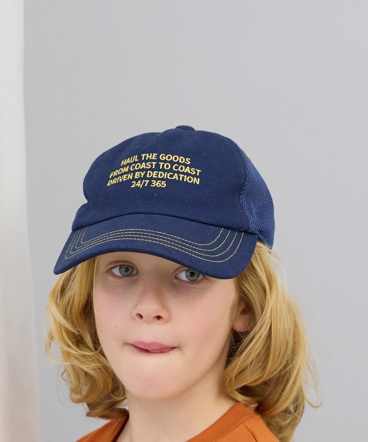 【グローバルワーク/GLOBAL WORK / KIDS】の洗えるドライトラッカーCAP/キッズ/666198 インテリア・キッズ・メンズ・レディースファッション・服の通販 founy(ファウニー) 　ファッション　Fashion　キッズファッション　Fashion for Kids　おすすめ　Recommended / Our Picks　シンプル　Simple, Minimal　デニム　Denim, Jeans Material　帽子　Hat, Headwear　洗える　Machine Washable　ネイビーテキストシシュウ88|ID: prp329100004991209 ipo3291000000037381985