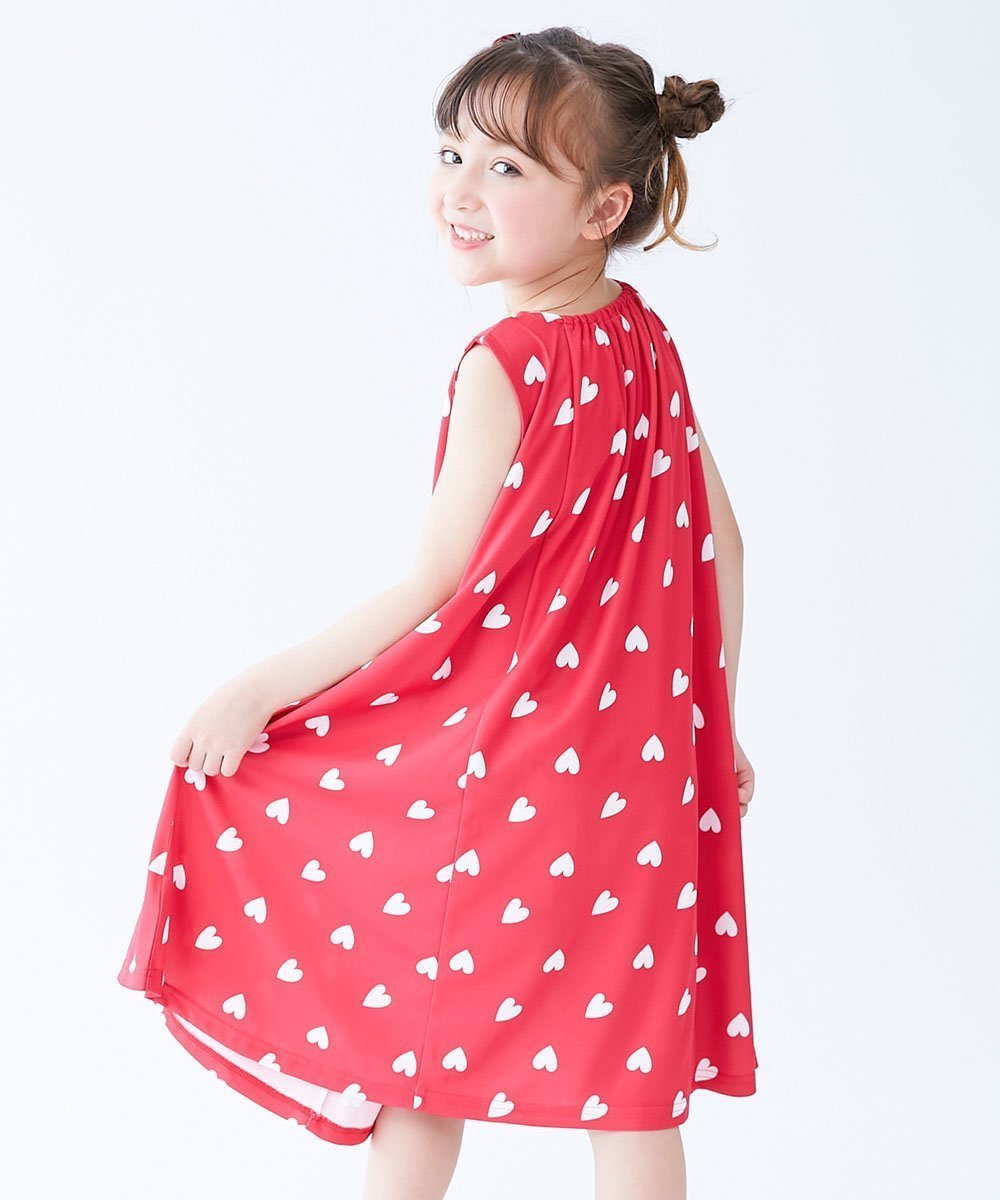 【デビロック/devirock / KIDS】の【涼感 サラッとメッシュ】総柄 タンクワンピース 子供服 キッズ 女の子 速乾 26SS インテリア・キッズ・メンズ・レディースファッション・服の通販 founy(ファウニー) 　ファッション　Fashion　キッズファッション　Fashion for Kids　ワンピース　Dresses　ストレッチ　Stretch, Stretchy Fabric　タンク　Tank Top, Sleeveless Top　メッシュ　Mesh, Net Fabric　夏　Summer　2026年　2026　2026春夏・S/S　Spring/Summer 2026 SS26　001-ハート-レッド|ID: prp329100004991220 ipo3291000000037382051
