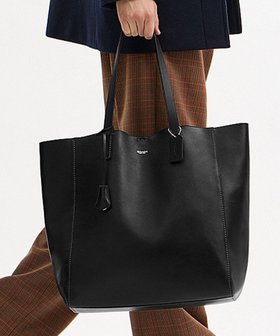 【コーチ/COACH / MEN】の【公式】ブロードウェイ トート バッグ 大人の最旬トレンドファッション＆コーディネート founy(ファウニー) ファッション Fashion メンズファッション Fashion for Men バッグ Bags クラシック Classic, Timeless Style ニューヨーク New York, NYC Style フォルム Silhouette, Form ポケット Pocket, Pocket Detail マグネット Magnet, Magnetic Closure おすすめ Recommended / Our Picks 旅行 Travel ギフト プレゼント Gift / Present ビジネス 仕事 通勤 Business / Work / Commuting |ID:prp329100004991394