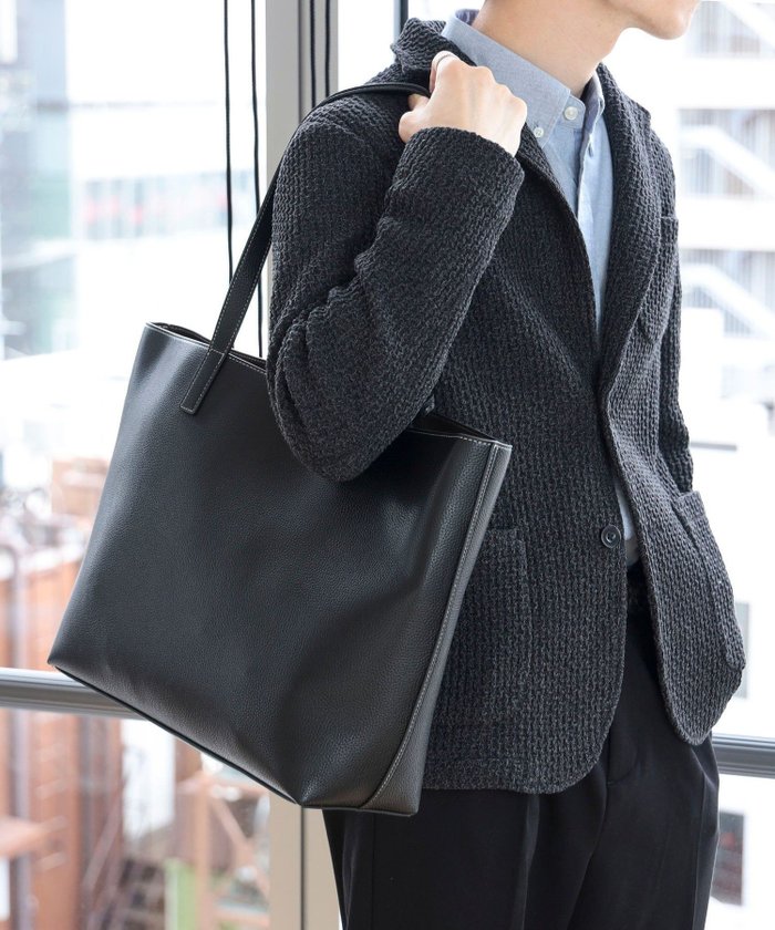 【ビームス ハート/BEAMS HEART / MEN】のビジネスバッグ カジュアル オンオフ兼用 黒 茶色 紺 インテリア・キッズ・メンズ・レディースファッション・服の通販 founy(ファウニー) https://founy.com/ ファッション Fashion メンズファッション Fashion for Men バッグ Bags エレガント 上品 Elegant 軽量 Lightweight, Ultra Light シンプル Simple, Minimal スリム Slim, Slim Fit フェイクレザー Faux Leather, PU Leather ポケット Pocket, Pocket Detail ポーチ Pouch, Small Case リバーシブル Reversible, Two-Sided ビジネス 仕事 通勤 Business / Work / Commuting |ID: prp329100004991478 ipo3291000000037383145