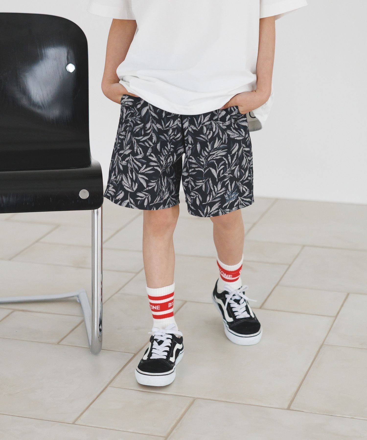 【ベイフロー/BAYFLOW / KIDS】の160cmまで♪撥水機能付き! 【水陸両用】HAPPYカラーショーツ26SS(KIDS) インテリア・キッズ・メンズ・レディースファッション・服の通販 founy(ファウニー) 　ファッション　Fashion　キッズファッション　Fashion for Kids　2026年　2026　2026春夏・S/S　Spring/Summer 2026 SS26　おすすめ　Recommended / Our Picks　ショーツ　Shorts, Short Pants　ショート　Short, Short Length　プリント　Print, Printed Pattern　メンズ　Men's, Menswear　ワンポイント　One Point, Statement Accent　夏　Summer　リーフ01|ID: prp329100004991979 ipo3291000000037385219