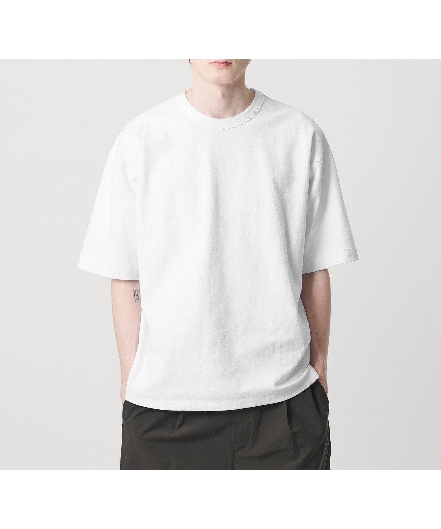 【ビューティ&ユース ユナイテッドアローズ/BEAUTY&YOUTH / UNITED ARROWS / MEN】のTHE HEAVY 10oz ヘビー ワイド クルーネック Tシャツ インテリア・キッズ・メンズ・レディースファッション・服の通販 founy(ファウニー) 　ファッション　Fashion　メンズファッション　Fashion for Men　アメリカン　American Style　スタンダード　Standard, Basic　スペシャル　Special, Limited Edition　スポーツ　Sports, Activewear　定番　Standard, Basic Item　人気　Popular, Best Seller　バイアス　Bias, Diagonal Cut　バランス　Balance, Style Balance　パターン　Pattern, Design Print　フラット　Flat, Flat Shoes　プリント　Print, Printed Pattern　ルーズ　Loose, Oversized　ワイド　Wide, Wide Fit　夏　Summer　WHITE|ID: prp329100004991998 ipo3291000000037385348