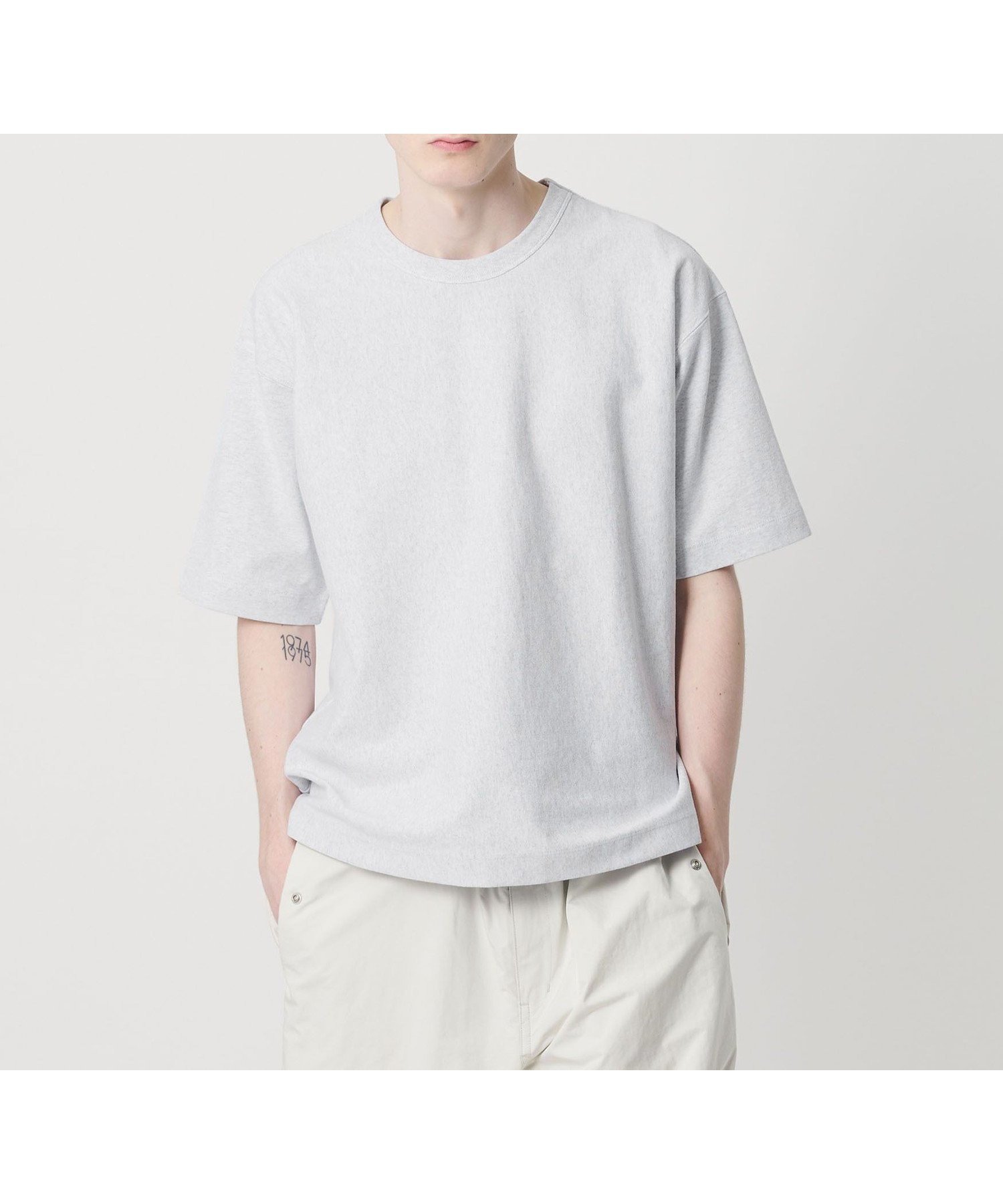 【ビューティ&ユース ユナイテッドアローズ/BEAUTY&YOUTH / UNITED ARROWS / MEN】のTHE HEAVY 10oz ヘビー ワイド クルーネック Tシャツ インテリア・キッズ・メンズ・レディースファッション・服の通販 founy(ファウニー) 　ファッション　Fashion　メンズファッション　Fashion for Men　アメリカン　American Style　スタンダード　Standard, Basic　スペシャル　Special, Limited Edition　スポーツ　Sports, Activewear　定番　Standard, Basic Item　人気　Popular, Best Seller　バイアス　Bias, Diagonal Cut　バランス　Balance, Style Balance　パターン　Pattern, Design Print　フラット　Flat, Flat Shoes　プリント　Print, Printed Pattern　ルーズ　Loose, Oversized　ワイド　Wide, Wide Fit　夏　Summer　SILVER|ID: prp329100004991998 ipo3291000000037385349
