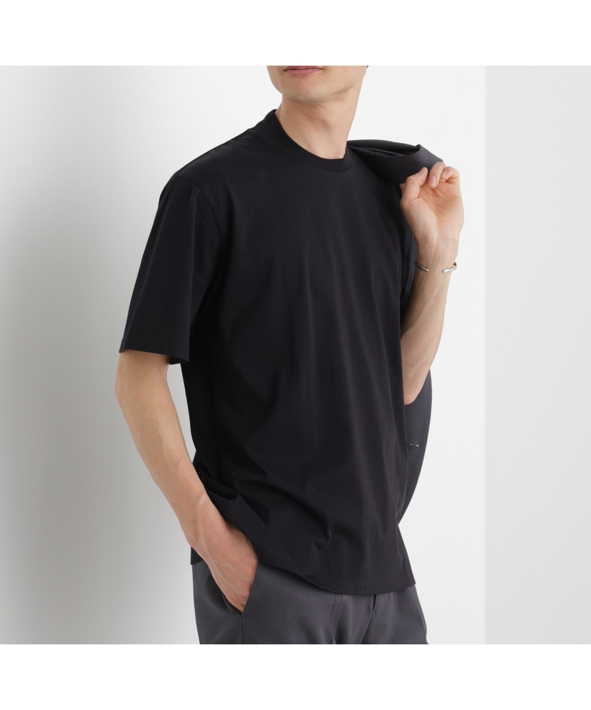 【ナノ ユニバース/nano universe / MEN】のジャケT クルーネック 半袖 インテリア・キッズ・メンズ・レディースファッション・服の通販 founy(ファウニー) 　ファッション　Fashion　メンズファッション　Fashion for Men　インナー　Innerwear　春　Spring　今季　This Season, Current Season　シルク　Silk, 100% Silk　ジャケット　Jacket, Outerwear　スタンダード　Standard, Basic　スマート　Smart, Elegant　スーツ　Suit, Formalwear　セットアップ　Set-Up, Coordinated Outfit　定番　Standard, Basic Item　バランス　Balance, Style Balance　パフォーマンス　Performance, Active Function　フォーマル　Formal, Dressy　プリント　Print, Printed Pattern　プレミアム　Premium, High-End　半袖　Short Sleeve, Half Sleeve　無地　Plain, Solid Color　S/S・春夏　SS, Spring/Summer, Warm Season　おすすめ　Recommended / Our Picks　夏　Summer　ビジネス 仕事 通勤　Business / Work / Commuting　2026年　2026　2026春夏・S/S　Spring/Summer 2026 SS26　ブラック|ID: prp329100004992002 ipo3291000000037385377