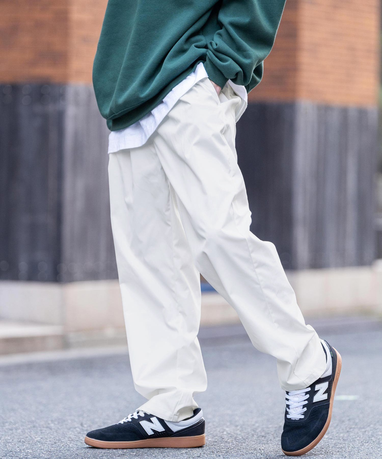 【ロッキーモンロー/Rocky Monroe / MEN】のワイドテーパード スケーターワークパンツ インテリア・キッズ・メンズ・レディースファッション・服の通販 founy(ファウニー) 　ファッション　Fashion　メンズファッション　Fashion for Men　ボトムス　Bottoms　サンダル　Sandals, Summer Shoes　シンプル　Simple, Minimal　スニーカー　Sneakers, Trainers　スポーツ　Sports, Activewear　テーパード　Tapered, Tapered Pants　ドローコード　Drawcord, Drawstring Cord　フィット　Fit, Slim Fit　リラックス　Relax, Relaxed Fit　ルーズ　Loose, Oversized　再入荷　Restock / Back in Stock　おすすめ　Recommended / Our Picks　夏　Summer　エレガント 上品　Elegant　オフ|ID: prp329100004992007 ipo3291000000037385408