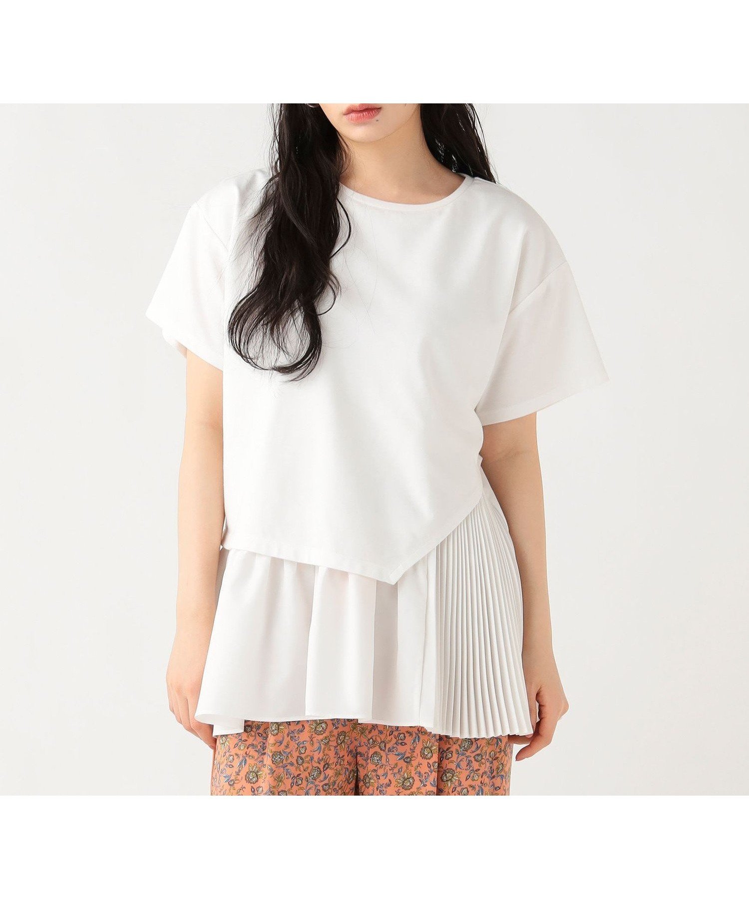 【ビームス ハート/BEAMS HEART】の異素材 アシンメトリー プルオーバー 26SS ウォッシャブル インテリア・キッズ・メンズ・レディースファッション・服の通販 founy(ファウニー) 　ファッション　Fashion　レディースファッション　Fashion for Women　トップス・カットソー　Cut & Sew Tops　カジュアルプルオーバー・ニットトップス　Pullovers & Knit Tops / Casual Pullovers　2026年　2026　2026春夏・S/S　Spring/Summer 2026 SS26　アシンメトリー　Asymmetrical Style　ウォッシャブル　Machine Washable　エレガント 上品　Elegant　カットソー　Cut and Sewn Top　シンプル　Simple, Minimal　ブロード　Broadcloth, Fine Cotton　プリーツ　Pleats, Pleated　OFF WHITE|ID: prp329100004992423 ipo3291000000037388552