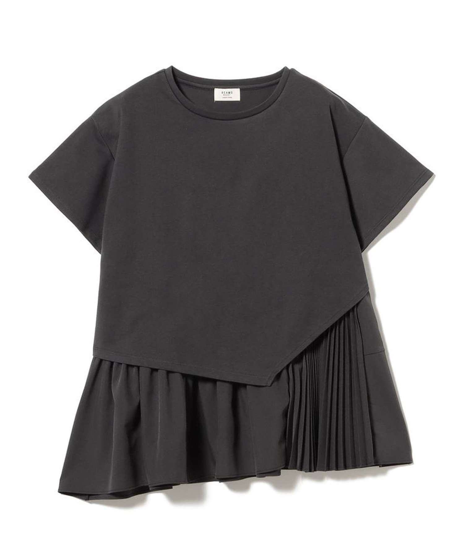 【ビームス ハート/BEAMS HEART】の異素材 アシンメトリー プルオーバー 26SS ウォッシャブル インテリア・キッズ・メンズ・レディースファッション・服の通販 founy(ファウニー) 　ファッション　Fashion　レディースファッション　Fashion for Women　トップス・カットソー　Cut & Sew Tops　カジュアルプルオーバー・ニットトップス　Pullovers & Knit Tops / Casual Pullovers　2026年　2026　2026春夏・S/S　Spring/Summer 2026 SS26　アシンメトリー　Asymmetrical Style　ウォッシャブル　Machine Washable　エレガント 上品　Elegant　カットソー　Cut and Sewn Top　シンプル　Simple, Minimal　ブロード　Broadcloth, Fine Cotton　プリーツ　Pleats, Pleated　CHARCOAL|ID: prp329100004992423 ipo3291000000037388553