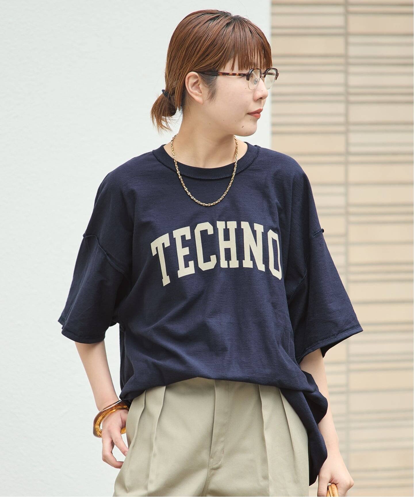 【ジャーナルスタンダード レサージュ/journal standard L'essage】のISNESS MUSIC/イズネス ミュージック 別注カレッジ風Tシャツ 大人の最旬トレンドファッション＆コーディネート founy(ファウニー) 　ファッション　Fashion　レディースファッション　Fashion for Women　トップス・カットソー　Cut & Sew Tops　シャツ・ブラウス・オフィスカジュアル　Elegant Blouses & Button-Ups　ロングTシャツ・Tシャツ　Longline T-Shirts & Tees　おすすめ　Recommended / Our Picks　グラフィック　Graphic, Graphic Design　パターン　Pattern, Design Print　リラックス　Relax, Relaxed Fit　別注　Limited Edition, Custom Order　 other-1|ID: prp329100004992429 ipo3291000000037388577