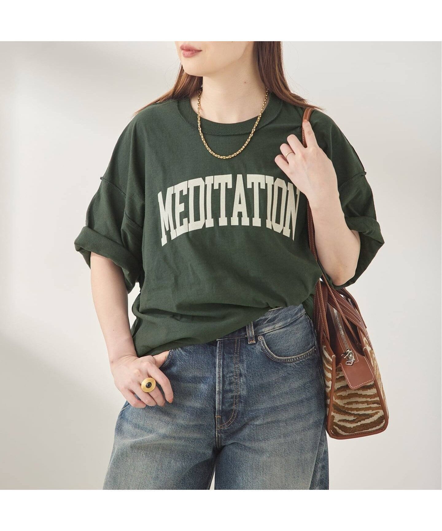 【ジャーナルスタンダード レサージュ/journal standard L'essage】のISNESS MUSIC/イズネス ミュージック 別注カレッジ風Tシャツ インテリア・キッズ・メンズ・レディースファッション・服の通販 founy(ファウニー) 　ファッション　Fashion　レディースファッション　Fashion for Women　トップス・カットソー　Cut & Sew Tops　シャツ・ブラウス・オフィスカジュアル　Elegant Blouses & Button-Ups　ロングTシャツ・Tシャツ　Longline T-Shirts & Tees　おすすめ　Recommended / Our Picks　グラフィック　Graphic, Graphic Design　パターン　Pattern, Design Print　リラックス　Relax, Relaxed Fit　別注　Limited Edition, Custom Order　グリーン|ID: prp329100004992429 ipo3291000000037388581