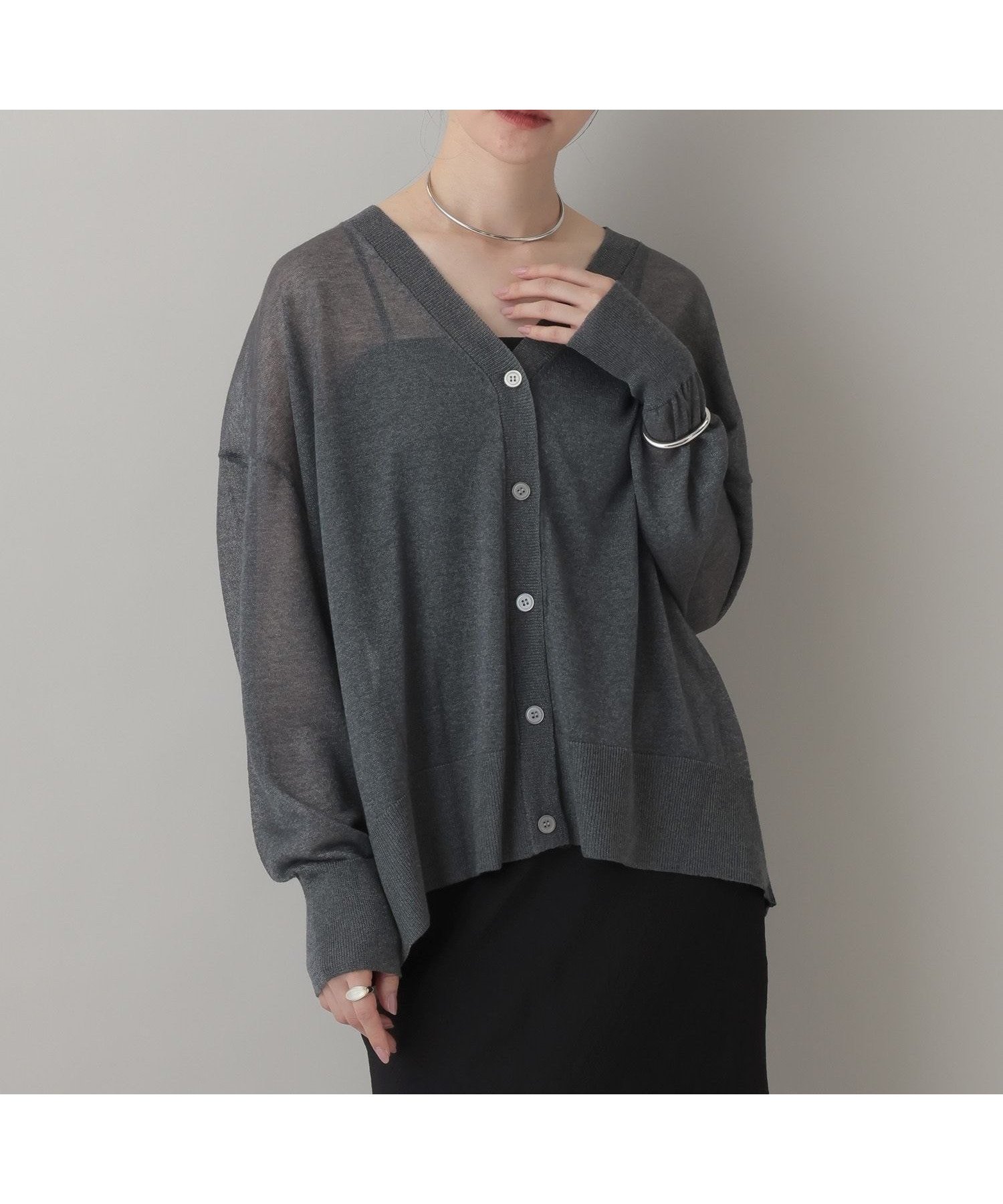 【アパートバイローリーズ/apart by lowrys】の【WEB限定】ラメシアーBIGカーディガン インテリア・キッズ・メンズ・レディースファッション・服の通販 founy(ファウニー) 　ファッション　Fashion　レディースファッション　Fashion for Women　トップス・カットソー　Cut & Sew Tops　カーディガン・羽織り　Layered Style Cardigans　カーディガン　Cardigan, Knitwear　シアー　Sheer, See-Through　シンプル　Simple, Minimal　エレガント 上品　Elegant　夏　Summer　羽織　Haori, Light Jacket　チャコールグレー18|ID: prp329100004992436 ipo3291000000037388621