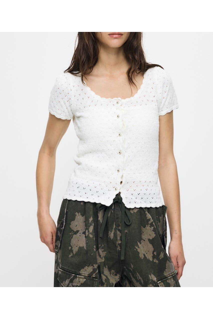 【マウジー/moussy】のEYELET BUTTON UP トップス インテリア・キッズ・メンズ・レディースファッション・服の通販 founy(ファウニー) ファッション Fashion レディースファッション Fashion for Women トップス・カットソー Cut & Sew Tops おすすめ Recommended / Our Picks アイレット Eyelet Lace インナー Innerwear コンパクト Compact, Small Size デニム Denim, Jeans Material 人気 Popular, Best Seller 再入荷 Restock / Back in Stock 定番 Standard, Basic Item O/WHT1|ID: prp329100004992444 ipo3291000000037388684