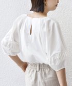 【シップス/SHIPS】の手洗い可能 ランタン スリーブ キーネック ブラウス 大人の最旬トレンドファッション＆コーディネート founy(ファウニー) ファッション Fashion レディースファッション Fashion for Women トップス・カットソー Cut & Sew Tops シャツ・ブラウス・オフィスカジュアル Elegant Blouses & Button-Ups おすすめ Recommended / Our Picks シンプル Simple, Minimal スリーブ Sleeve, Long Sleeve / Short Sleeve タイプライター Typewriter Fabric, Crisp Cotton チェック Check, Plaid, Tartan 秋 Autumn thumbnail オフホワイト|ID: prp329100004992460 ipo3291000000037388783