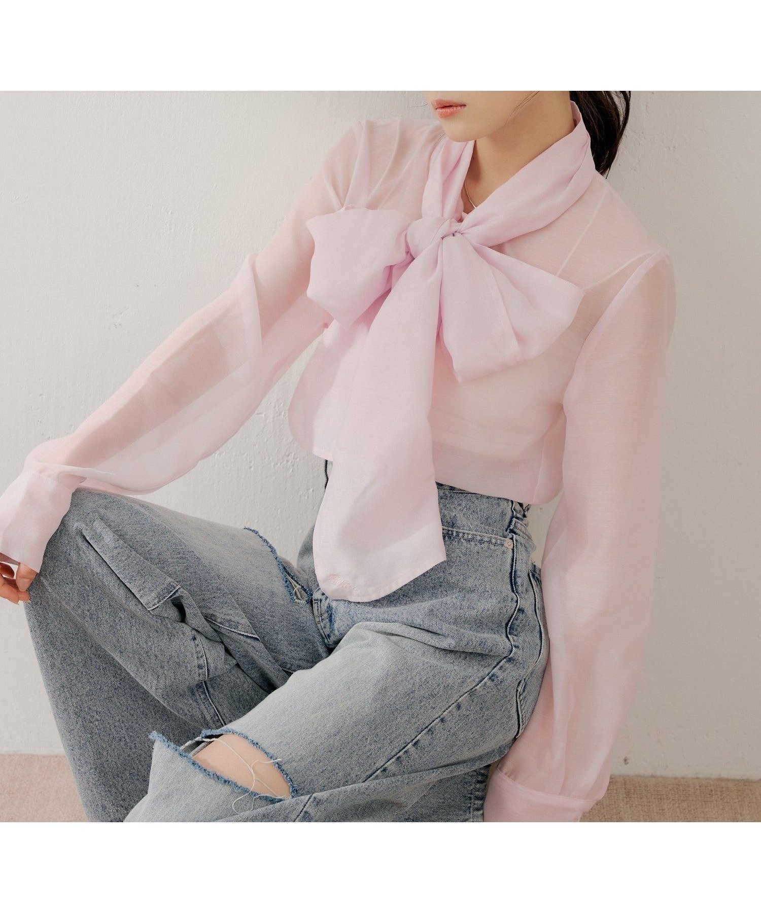 【パルグループ/PAL GROUP】の【Chico】シアーボウタイブラウス インテリア・キッズ・メンズ・レディースファッション・服の通販 founy(ファウニー) ファッション Fashion レディースファッション Fashion for Women トップス・カットソー Cut & Sew Tops シャツ・ブラウス・オフィスカジュアル Elegant Blouses & Button-Ups シアー Sheer, See-Through ジャケット Jacket, Outerwear ダウン Down, Puffer デニム Denim, Jeans Material フェミニン Feminine, Girly ボトム Bottoms, Lower Wear エレガント 上品 Elegant ピンク|ID: prp329100004992485 ipo3291000000037388971