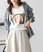 【ラジュール/Lajour】のフォトプリント Tシャツ 大人の最旬トレンドファッション＆コーディネート founy(ファウニー) ファッション Fashion レディースファッション Fashion for Women トップス・カットソー Cut & Sew Tops シャツ・ブラウス・オフィスカジュアル Elegant Blouses & Button-Ups ロングTシャツ・Tシャツ Longline T-Shirts & Tees インナー Innerwear グラフィック Graphic, Graphic Design サロペ Salopette, Salopette Dress ショルダー Shoulder, Shoulder Strap シンプル Simple, Minimal ジャケット Jacket, Outerwear デニム Denim, Jeans Material トレンド Trend, Trending Now ドロップ Drop Shoulder, Dropped Style プリント Print, Printed Pattern ベーシック Basic, Essential ボトム Bottoms, Lower Wear thumbnail Bタイプホワイト|ID: prp329100004992487 ipo3291000000037388999