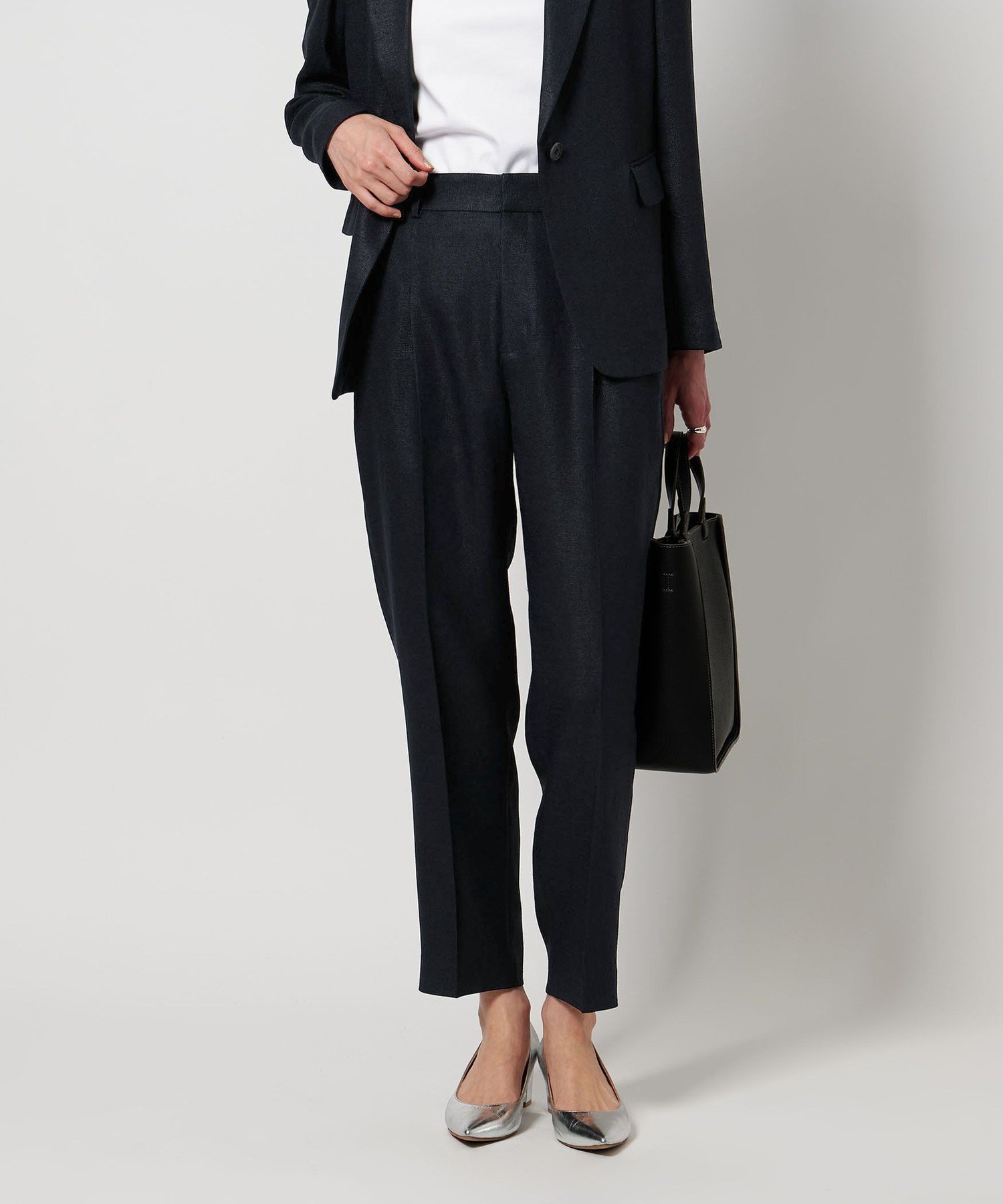 【ユナイテッドアローズ/UNITED ARROWS】のSpiree IAS タック テーパードパンツ -接触冷感・UVカット・ストレッチ・ウォッシャブル- インテリア・キッズ・メンズ・レディースファッション・服の通販 founy(ファウニー) 　ファッション　Fashion　レディースファッション　Fashion for Women　パンツ　Pants & Trousers　ジャケット　Jacket, Outerwear　ストレッチ　Stretch, Stretchy Fabric　セットアップ　Set-Up, Coordinated Outfit　ワイド　Wide, Wide Fit　アウトレット　Outlet / Clearance　おすすめ　Recommended / Our Picks　夏　Summer　NAVY|ID: prp329100004992532 ipo3291000000037389332