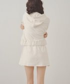 【パルグループ/PAL GROUP】の【Chico】バックロゴタイトミニスカート 大人の最旬トレンドファッション＆コーディネート founy(ファウニー) ファッション Fashion レディースファッション Fashion for Women スカート Skirts ミニスカート Mini Skirts バッグ Bags クロップド Cropped, Short Length セットアップ Set-Up, Coordinated Outfit パーカー Hoodie, Parka ロング Long, Long-Length 再入荷 Restock / Back in Stock おすすめ Recommended / Our Picks thumbnail アイボリー|ID: prp329100004992564 ipo3291000000037389795