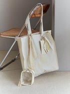 【スナイデル ホーム/SNIDEL HOME】のロゴトートバッグ 大人の最旬トレンドファッション＆コーディネート founy(ファウニー) ファッション Fashion レディースファッション Fashion for Women バッグ Bags おすすめ Recommended / Our Picks イエロー Yellow サテン Satin, Glossy Fabric スマート Smart, Elegant パイピング Piping, Trim Design パープル Purple, Violet リボン Ribbon, Bow 人気 Popular, Best Seller 旅行 Travel thumbnail YEL[032]|ID: prp329100004992695 ipo3291000000037392059