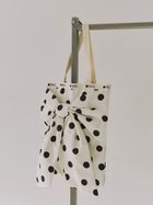 【スナイデル/SNIDEL】の【SNIDEL×LeSportsac】LG BOW EMERALD TOTE 大人の最旬トレンドファッション＆コーディネート founy(ファウニー) ファッション Fashion レディースファッション Fashion for Women バッグ Bags イエロー Yellow コレクション Collection, Seasonal Line シルバー Silver, Metallic Silver スマート Smart, Elegant ドット Polka Dot, Dot Pattern フェミニン Feminine, Girly 別注 Limited Edition, Custom Order 無地 Plain, Solid Color リボン Ribbon, Bow ビジネス 仕事 通勤 Business / Work / Commuting thumbnail WHT[001]|ID: prp329100004992729 ipo3291000000037392274