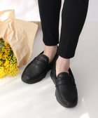 【フィン/Fin】のパンチングローファー厚底スリッポン【低反発スポンジ入り】 大人の最旬トレンドファッション＆コーディネート founy(ファウニー) ファッション Fashion レディースファッション Fashion for Women 厚底 Platform Shoes クッション Cushion, Throw Pillow シンプル Simple, Minimal ストッキング Stockings, Sheer Tights スラックス Slacks, Dress Pants スリッポン Slip-On, Loafer ソックス Socks, Hosiery デニム Denim, Jeans Material 定番 Standard, Basic Item フォルム Silhouette, Form ワイド Wide, Wide Fit おすすめ Recommended / Our Picks thumbnail ブラック|ID: prp329100004992741 ipo3291000000037392336