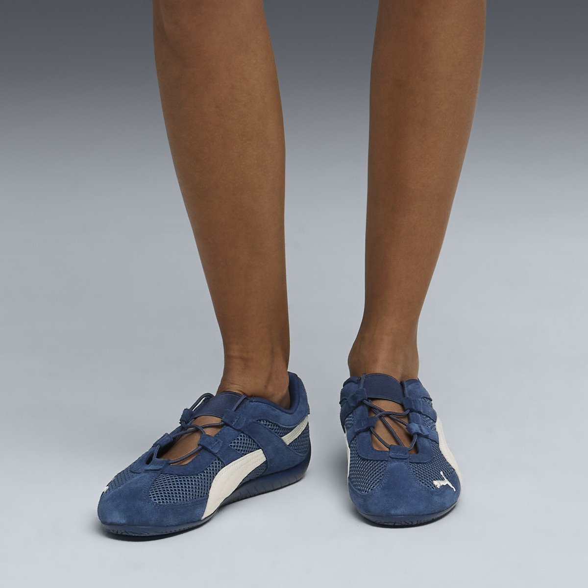 【プーマ/PUMA】のウィメンズ スピードキャット GO スニーカー Speedcat Go Wns インテリア・キッズ・メンズ・レディースファッション・服の通販 founy(ファウニー) 　ファッション　Fashion　レディースファッション　Fashion for Women　シューズ　Shoes, Footwear　スニーカー　Sneakers, Trainers　トレンド　Trend, Trending Now　パフォーマンス　Performance, Active Function　メッシュ　Mesh, Net Fabric　レース　Lace, Lace Fabric　Persian Blue-Wa|ID: prp329100004992746 ipo3291000000037392359