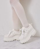 【ナイスクラップ/NICE CLAUP】のビジュー付きトリプルソールスニーカー 大人の最旬トレンドファッション&コーディネート founy(ファウニー) ファッション Fashion レディースファッション Fashion for Women おすすめ Recommended / Our Picks シンプル Simple, Minimal ソックス Socks, Hosiery デニム Denim, Jeans Material トレーナー Sweatshirt, Trainer ビジュー Bijou, Jewel-like Accent thumbnail ホワイト|ID: prp329100004992755 ipo3291000000037392392