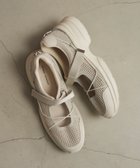 【ステッピ/steppi】のボリュームソール メリージェーン スニーカー 大人の最旬トレンドファッション＆コーディネート founy(ファウニー) ファッション Fashion レディースファッション Fashion for Women 厚底 Platform Shoes 洗える Machine Washable クッション Cushion, Throw Pillow 軽量 Lightweight, Ultra Light シューズ Shoes, Footwear スニーカー Sneakers, Trainers フィット Fit, Slim Fit メッシュ Mesh, Net Fabric ラップ Wrap, Wrap Design ランニング Running, Running Wear, Activewear, Jogging thumbnail グレージュラメ[133]|ID: prp329100004992764 ipo3291000000037392434