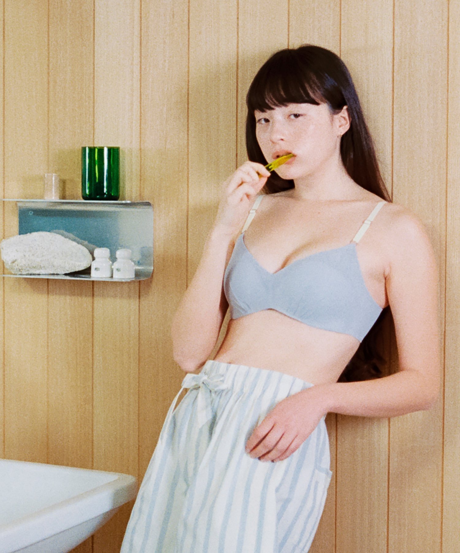 【ウンナナクール/une nana cool】の【リニューアル】累計販売枚数120万枚 364ブラ シンプル ノンワイヤーブラ インテリア・キッズ・メンズ・レディースファッション・服の通販 founy(ファウニー) 　ファッション　Fashion　レディースファッション　Fashion for Women　カットソー　Cut and Sewn Top　ショーツ　Shorts, Short Pants　シンプル　Simple, Minimal　フィット　Fit, Slim Fit　フラット　Flat, Flat Shoes　ブラジャー　Bra, Lingerie　プリント　Print, Printed Pattern　ラップ　Wrap, Wrap Design　ワイヤー　Wire, Wired Bra　おすすめ　Recommended / Our Picks　グレー|ID: prp329100004992779 ipo3291000000037392511
