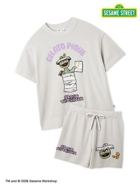 【ジェラート ピケ/gelato pique】の【SESAME STREET】エアリーモコジャガードプルオーバー ショートパンツセット 大人の最旬トレンドファッション＆コーディネート founy(ファウニー) ファッション Fashion レディースファッション Fashion for Women パンツ Pants & Trousers ショートパンツ・ハーフパンツ High-Waisted & Relaxed Shorts アシンメトリー Asymmetrical Style イエロー Yellow 春 Spring カラフル Colorful Design キャラクター Character, Licensed Characters 軽量 Lightweight, Ultra Light シューズ Shoes, Footwear ショート Short, Short Length スマート Smart, Elegant フロント Front, Front Design ボーダー Border, Stripe 半袖 Short Sleeve, Half Sleeve モコモコ Fuzzy, Fluffy おすすめ Recommended / Our Picks ギフト プレゼント Gift / Present |ID:prp329100004992780